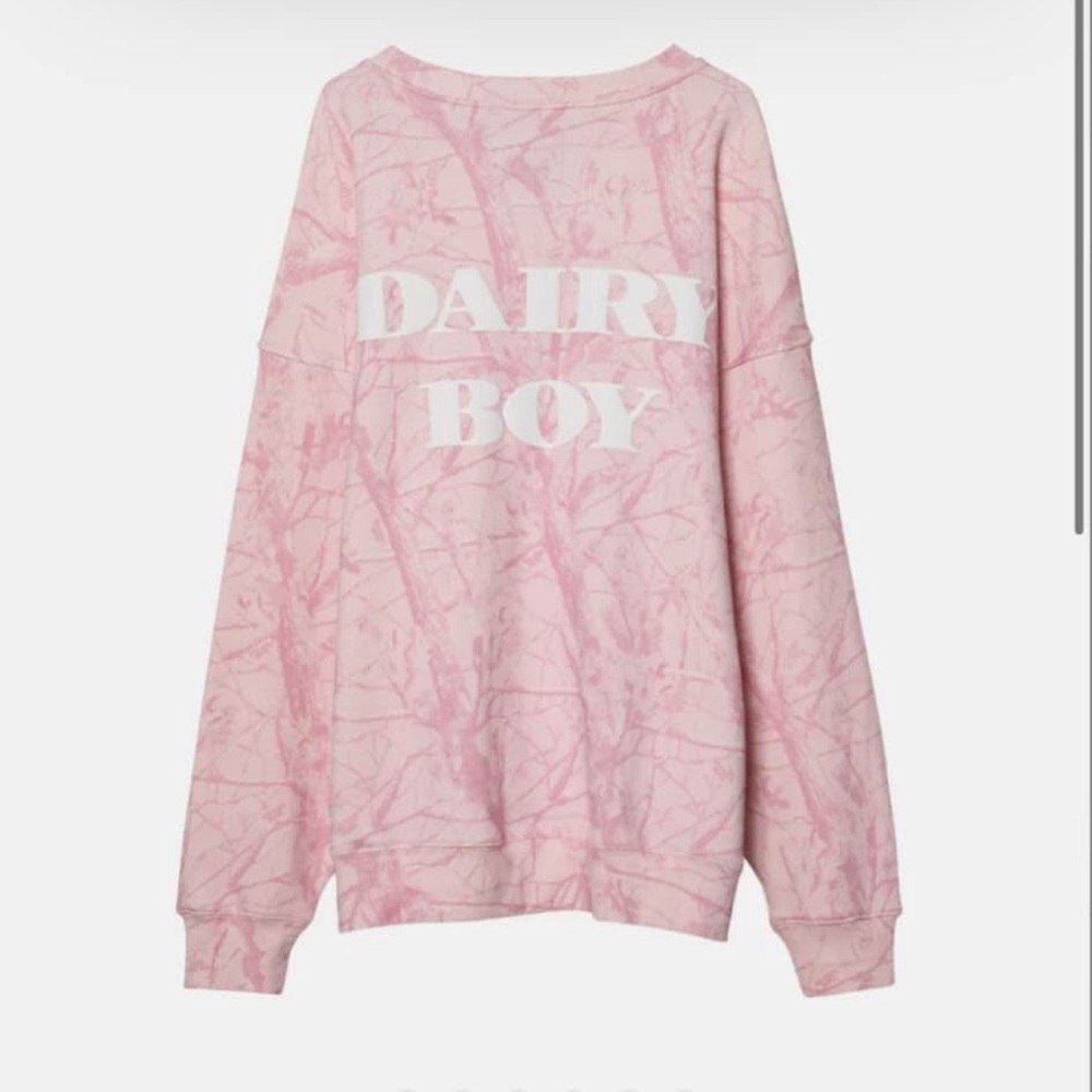 Dairy boy pink camo white puff sweatshirt